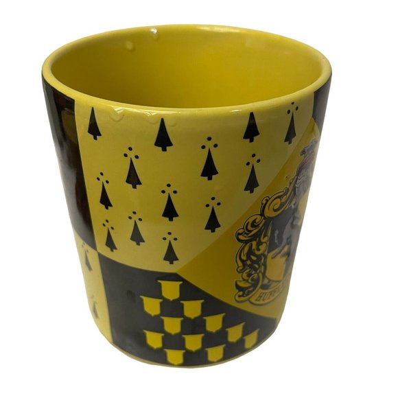 Silver Buffalo Harry Potter Hufflepuff Crest Ceramic Coffee Cup Mug 14oz Yellow - Picture 3 of 8